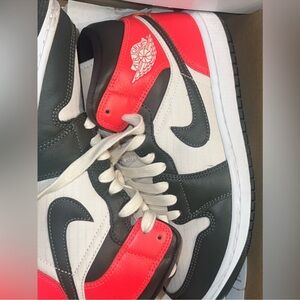 Jordan Women's Sneakers 8.5/7Y